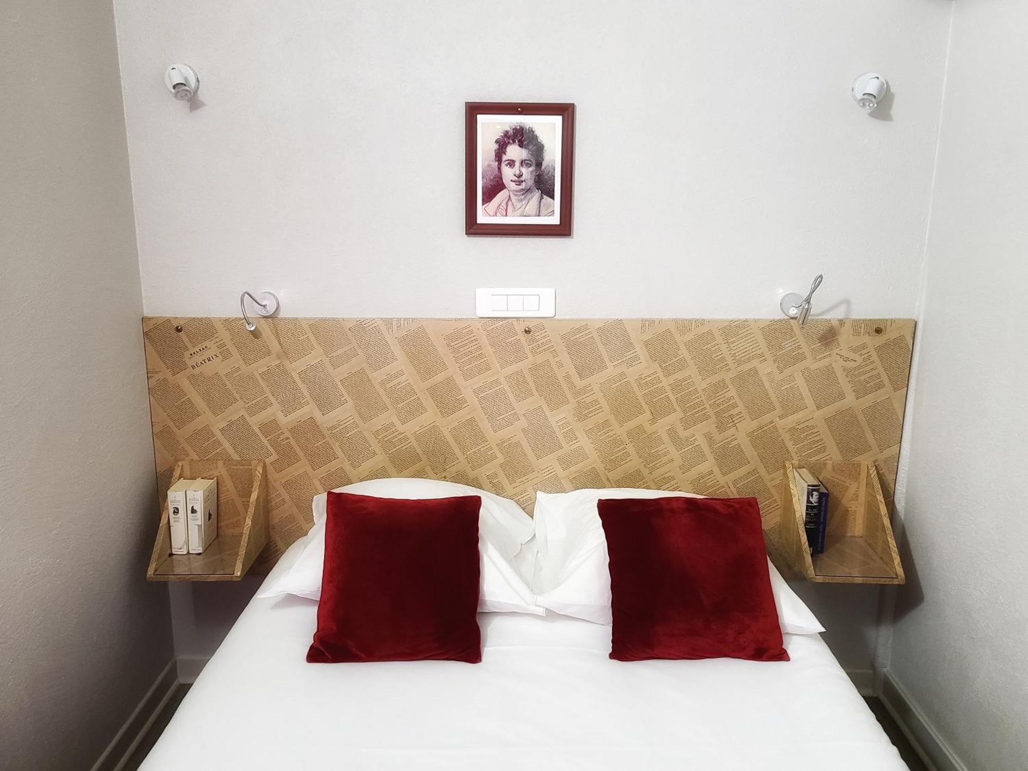 Hotel Mille Et Une Feuilles ลาชาริเต-ซูร์-ลัวร์ ภายนอก รูปภาพ