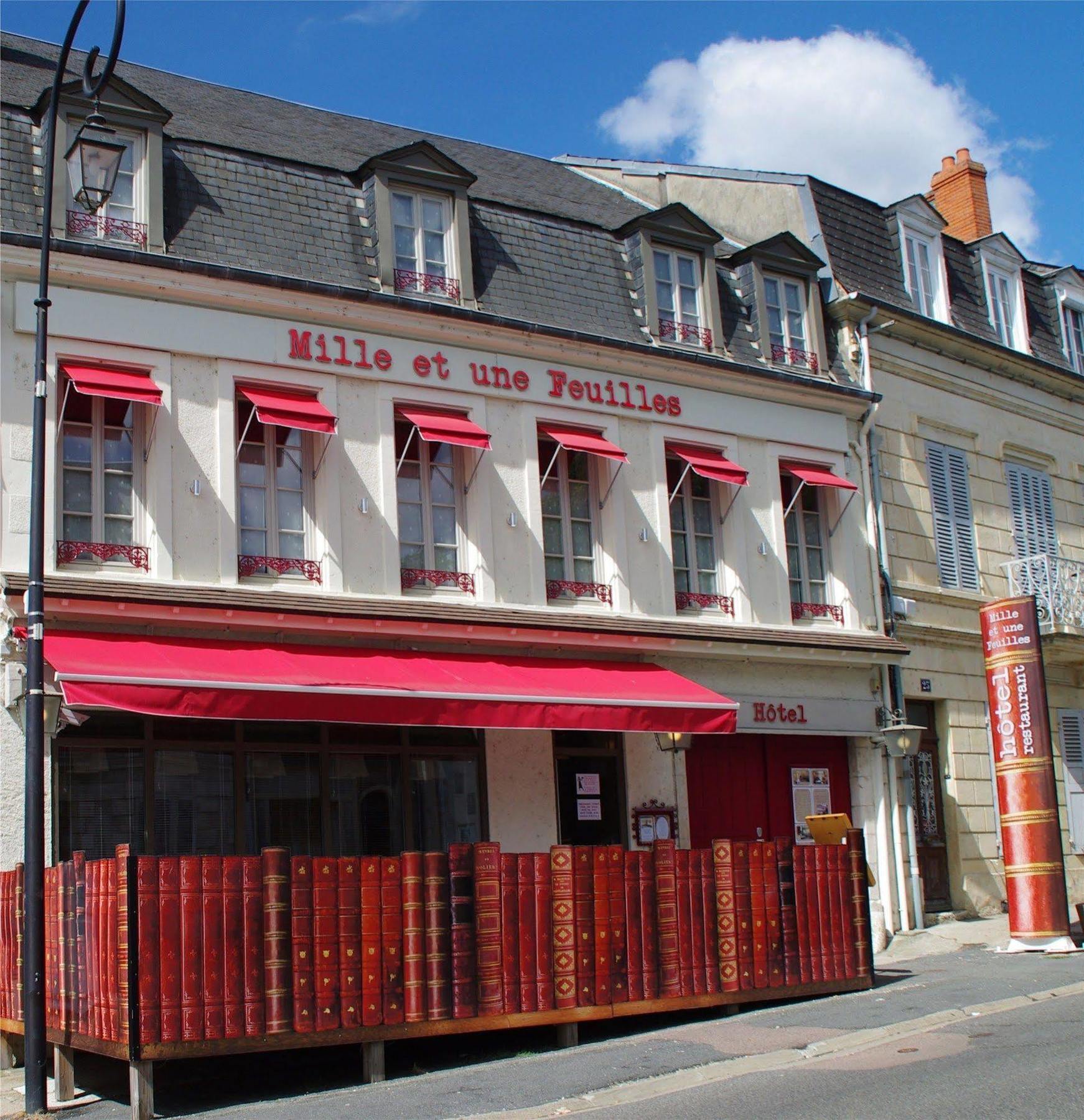 Hotel Mille Et Une Feuilles ลาชาริเต-ซูร์-ลัวร์ ภายนอก รูปภาพ