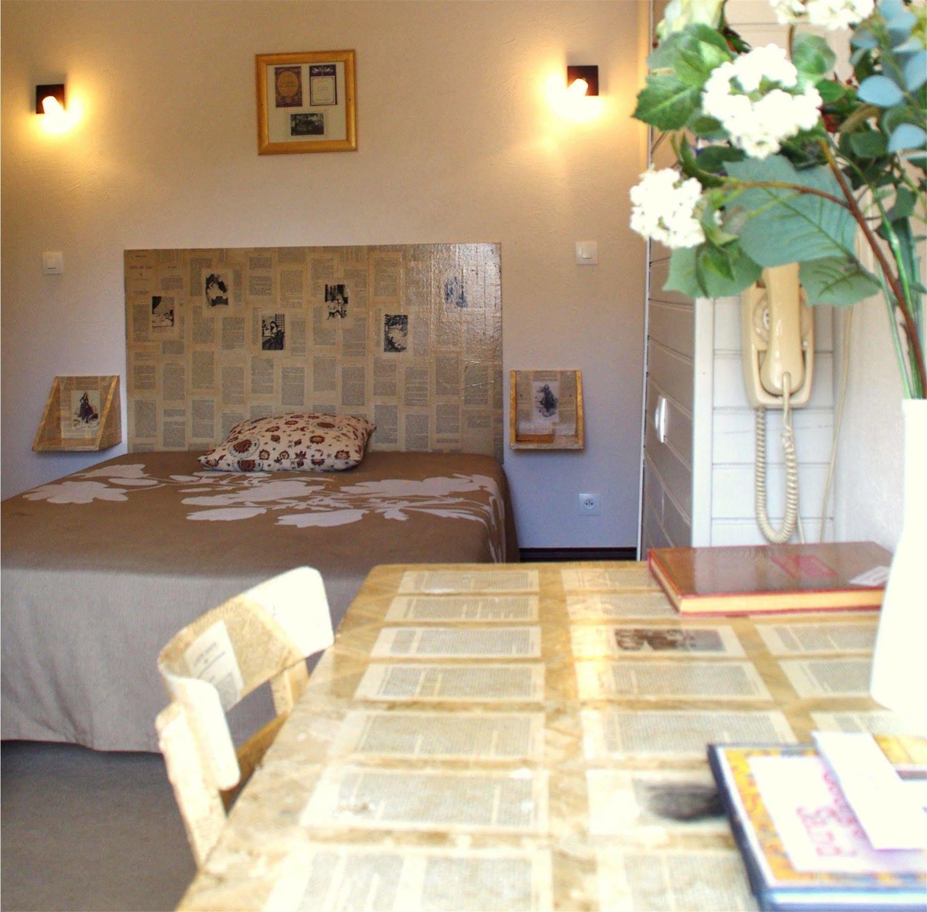 Hotel Mille Et Une Feuilles ลาชาริเต-ซูร์-ลัวร์ ภายนอก รูปภาพ